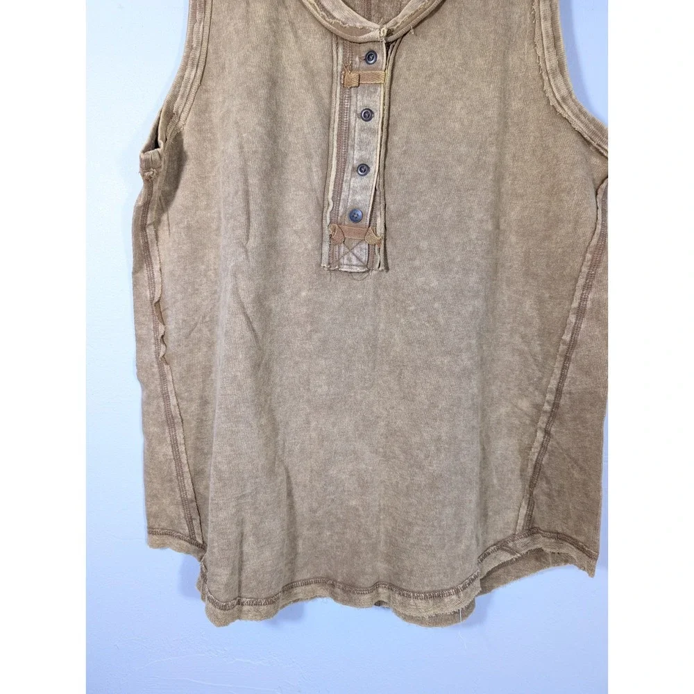 ZENANA Color Washed Henley‎ Tank top Tunic Raw Edge Exposed Seam Mocha Large